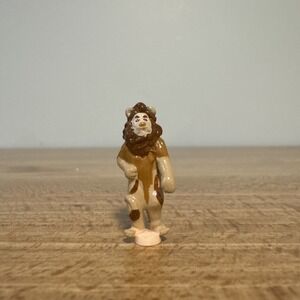 2001 Wizard of Oz Polly Pocket Replacement Cowardly Lion Figure 1.25"